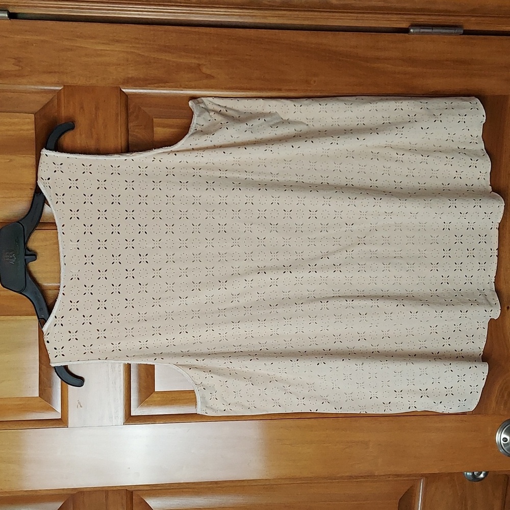 * Maurices Kind Heart Gypsy Spirit Beige Boho Tank Top Distressed, Plus Size 3X - Picture 4 of 8